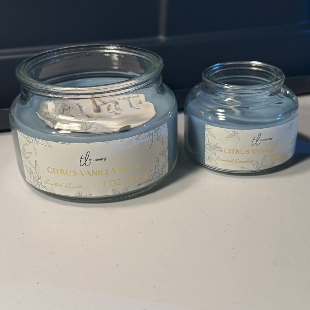 Trueliving Citrus Vanilla Bean Scented Candle 2 Pack 7 oz and 3 oz NEW Blue